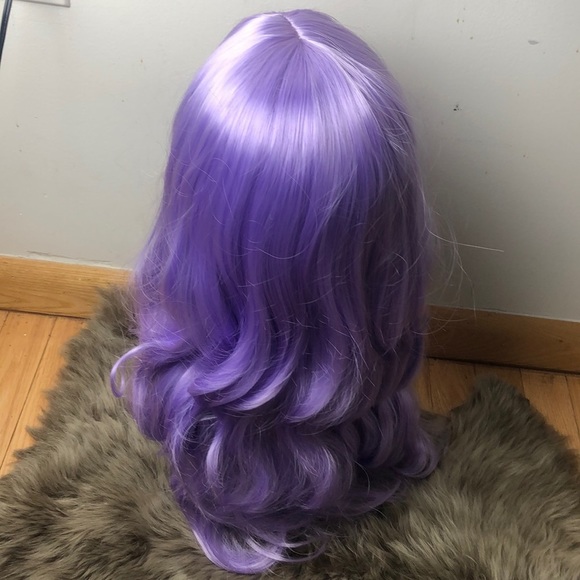 ? JAN 22” PURPLE Wig *NWT* ?
